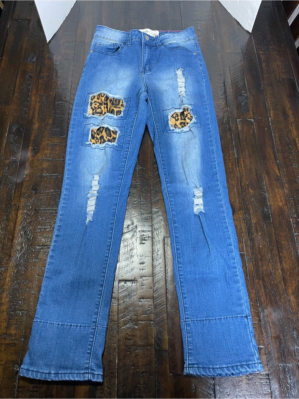 L&B Blue Straight-Leg Jeans with Leopard Patch